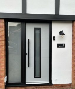 Linear 521 - 1 from the Edge Collection